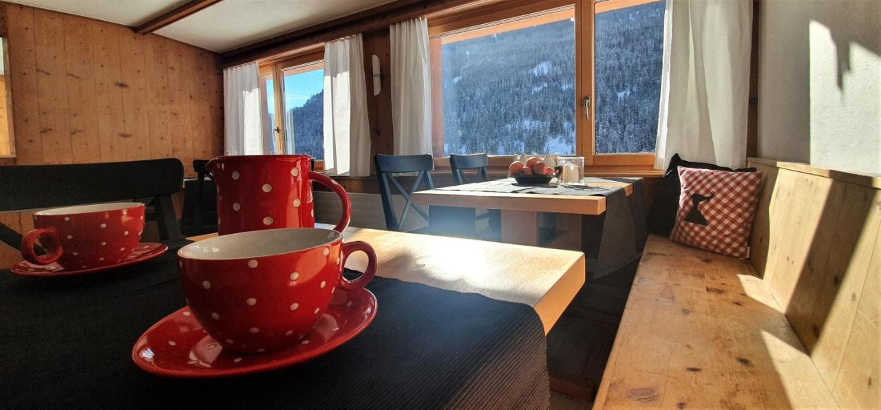B&B Piz D'Err Tinzen Esterno foto